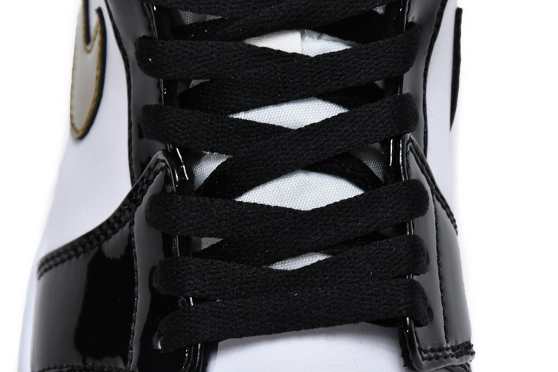 MID Air Jordan 1 Mid SE Black Gold Patent Leather