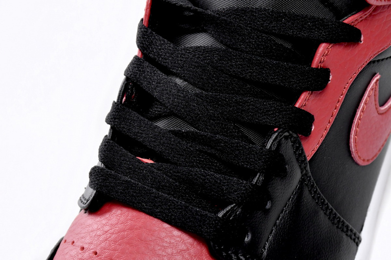 MID Air Jordan 1 Mid Banned