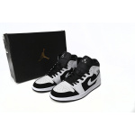 MID Air Jordan 1 Mid Tuxedo