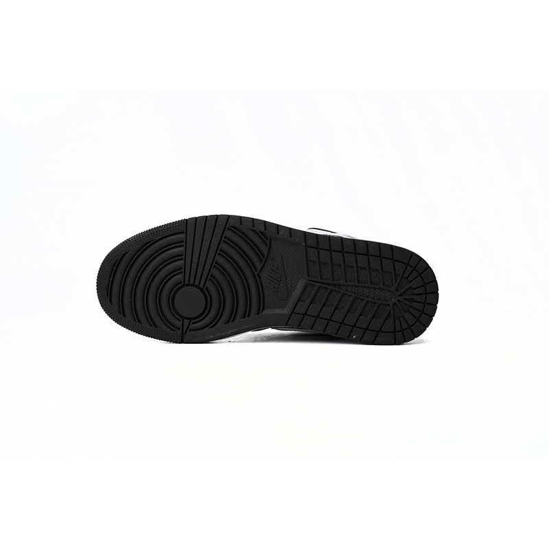 MID Air Jordan 1 Mid Tuxedo