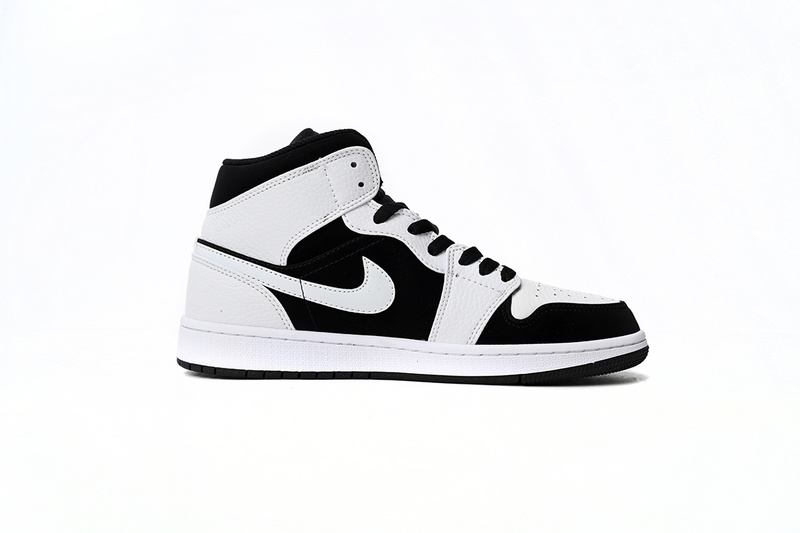 MID Air Jordan 1 Mid Tuxedo