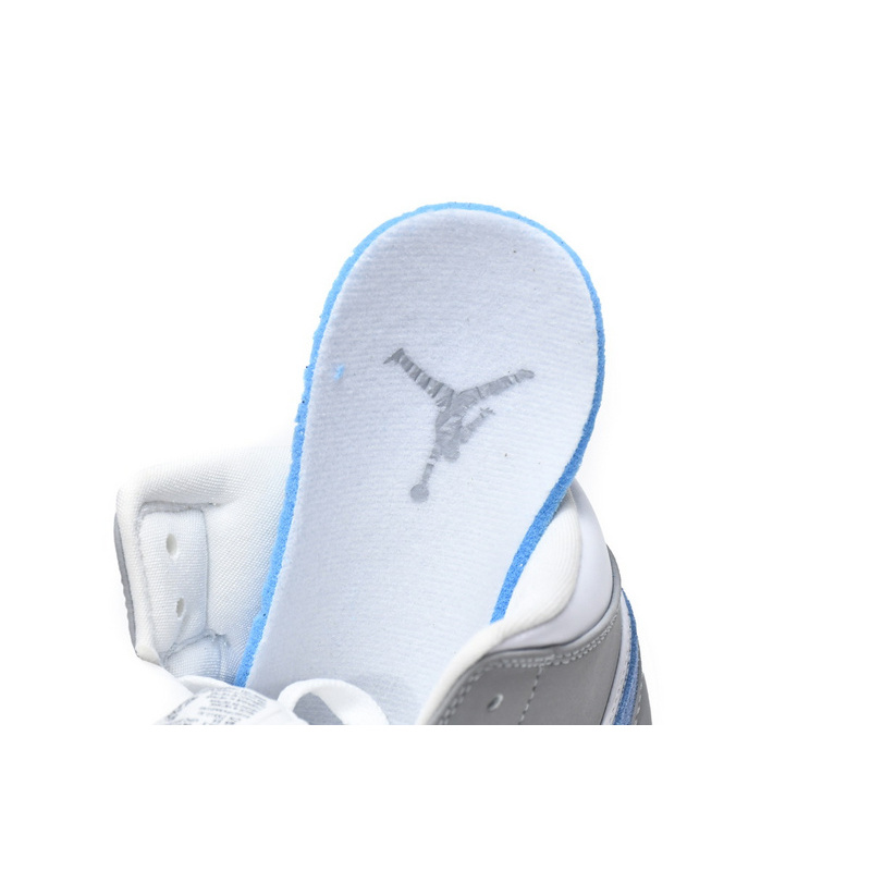 MID Air Jordan 1 Mid Wolf Grey Aluminum