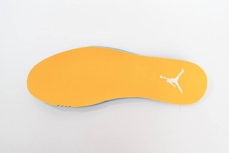 PB Air Jordan 3 WMNS “Laser Orange”