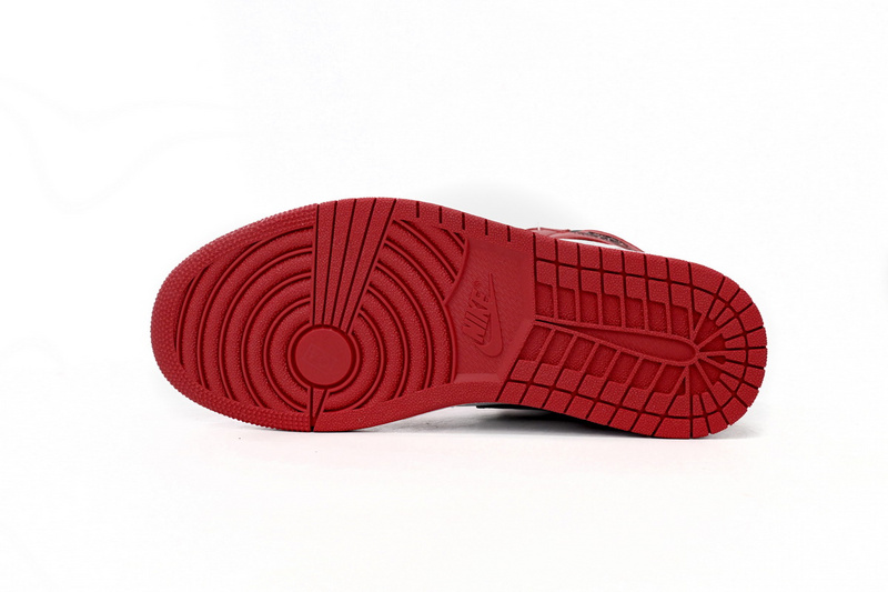 Q3 Air Jordan 1 High OG “Chicago