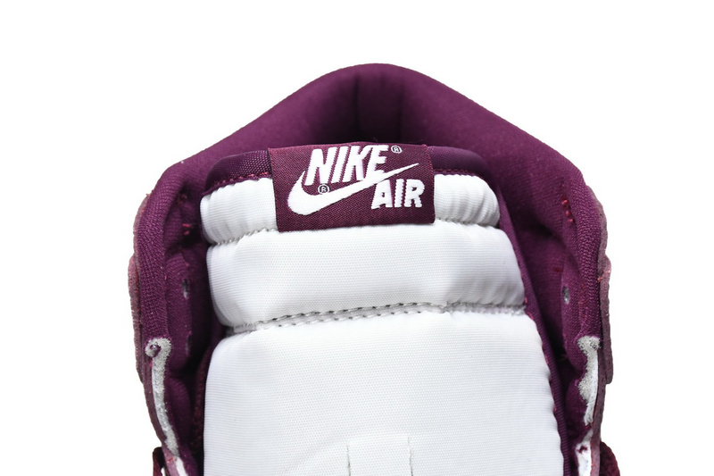 Q3 Air Jordan 1 High OG Bordeaux