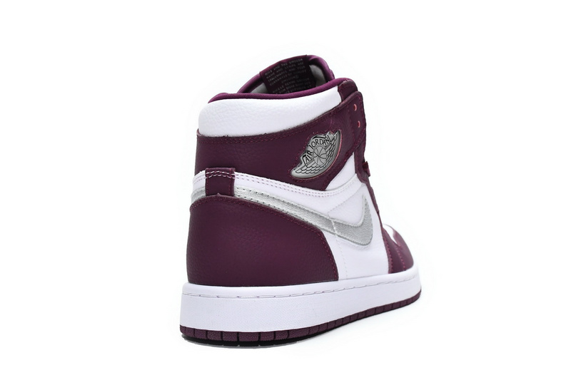 Q3 Air Jordan 1 High OG Bordeaux