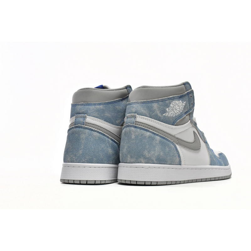 Q3 Air Jordan 1 High OG Hyper Royal