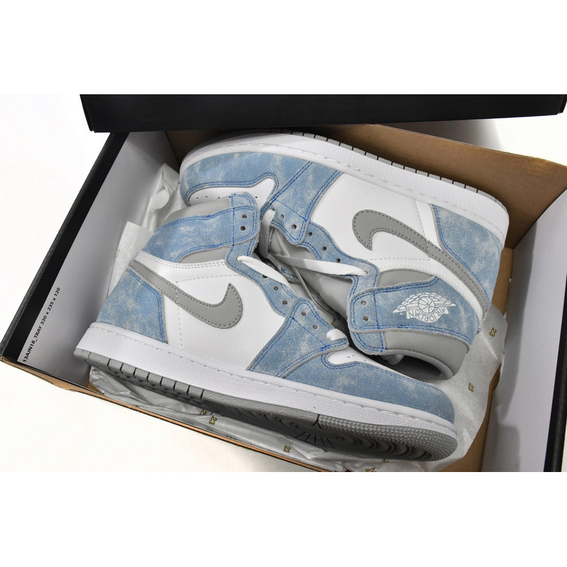 Q3 Air Jordan 1 High OG Hyper Royal