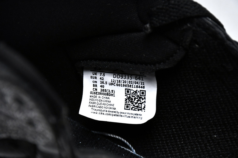 Q3 Air Jordan 1 High Revolt