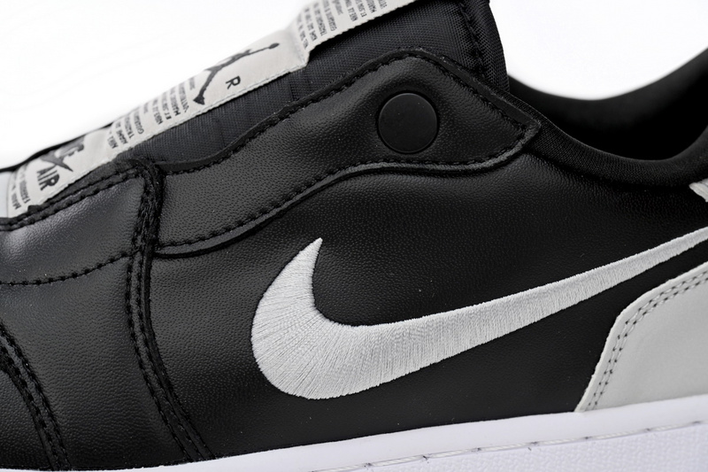 Q3 Air Jordan 1 Low Black Ash