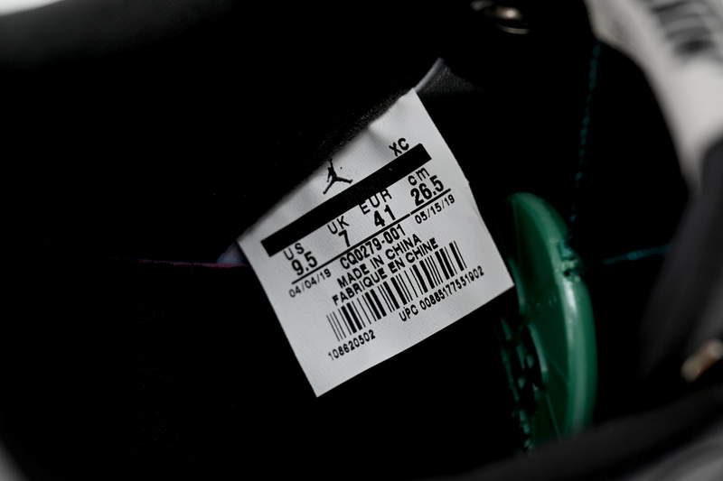 Q3 Air Jordan 1 Low Black Ash