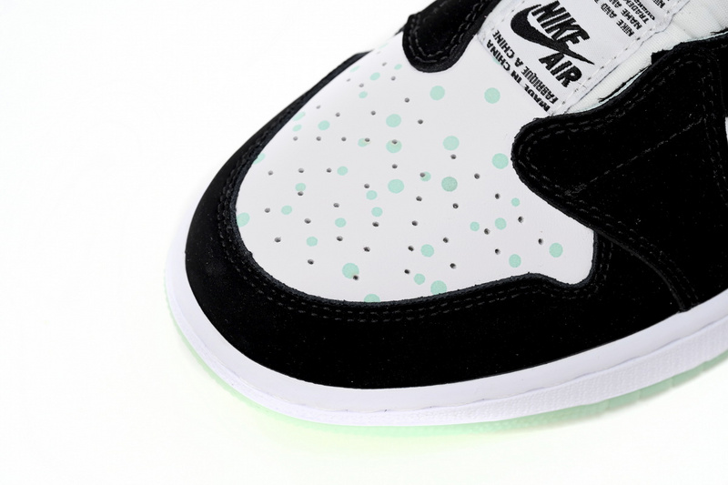 Q3 Air Jordan 1 Low Glow All Over The Sky With Stars