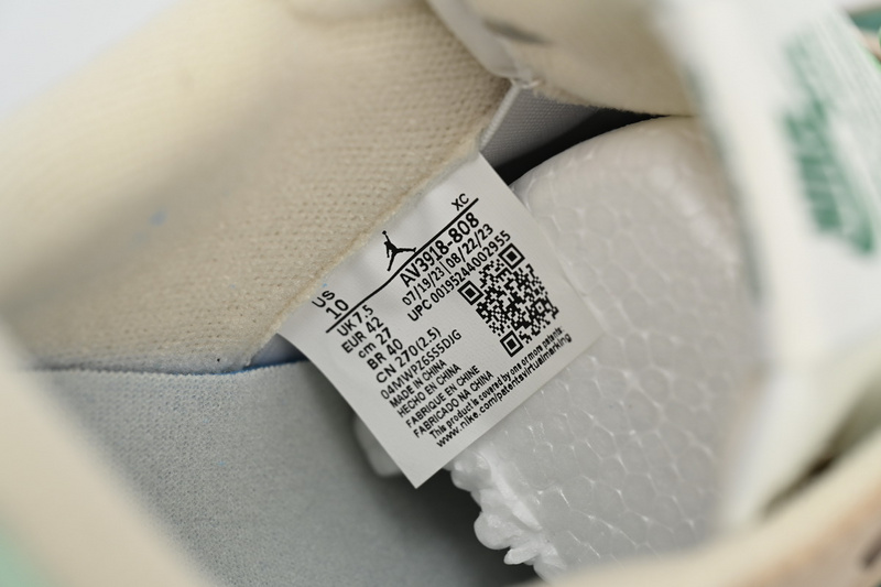 Q3 Air Jordan 1 Low Metallic Green