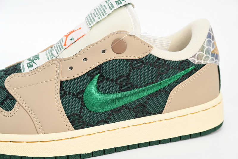 Q3 Air Jordan 1 Low Scale