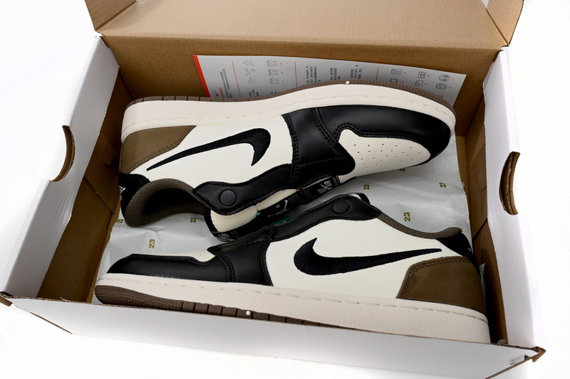 Q3 Air Jordan 1 Low Small Barb