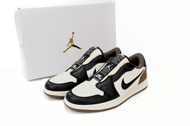 Q3 Air Jordan 1 Low Small Barb