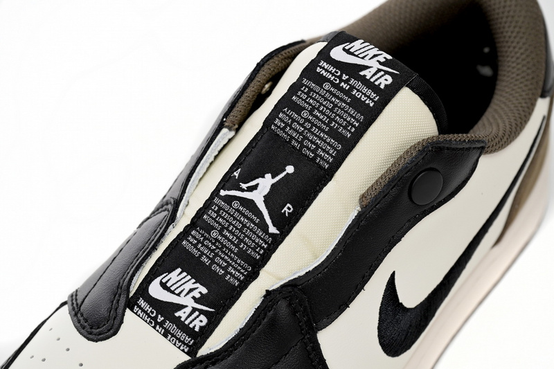 Q3 Air Jordan 1 Low Small Barb