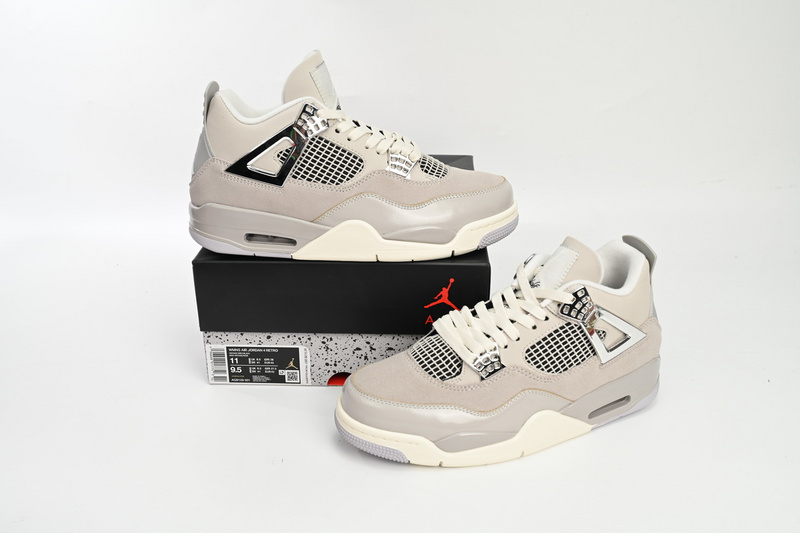 Q4 Batch  Air Jordan 4 WMNS “Frozen Moments”