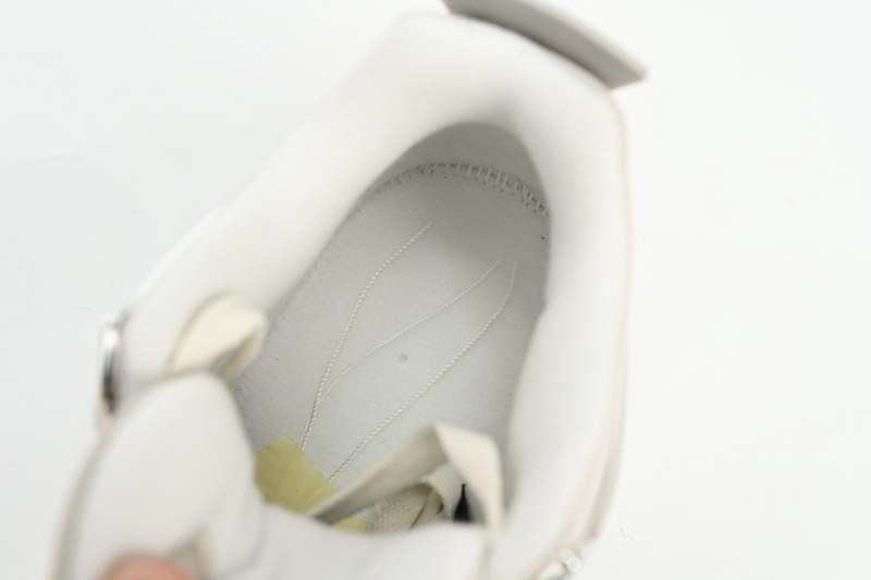 Q4 Batch  Air Jordan 4 WMNS “Frozen Moments”