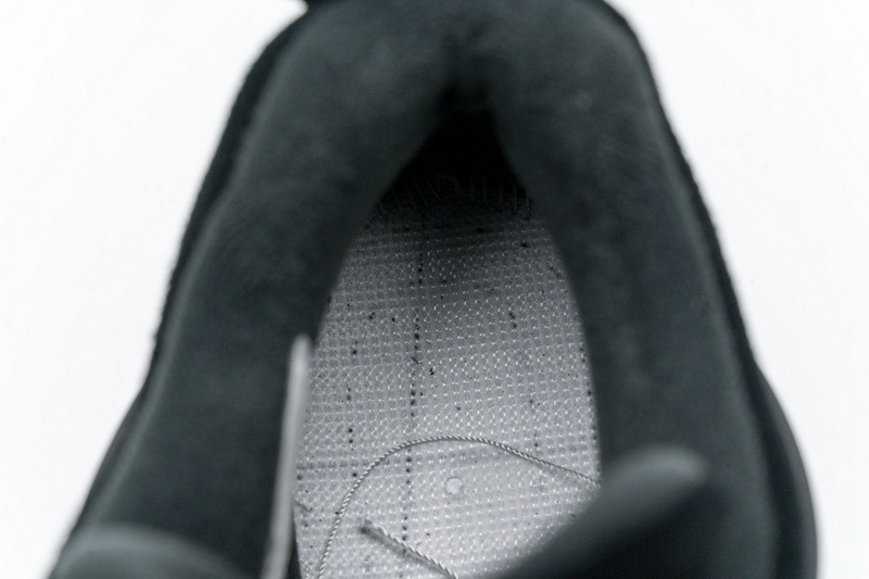 Q4 Batch Air Jordan 4 Retro “Royalty”