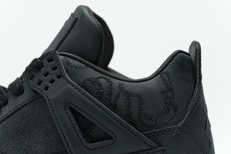 Q4 Batch Air Jordan 4 Retro KAWS Black