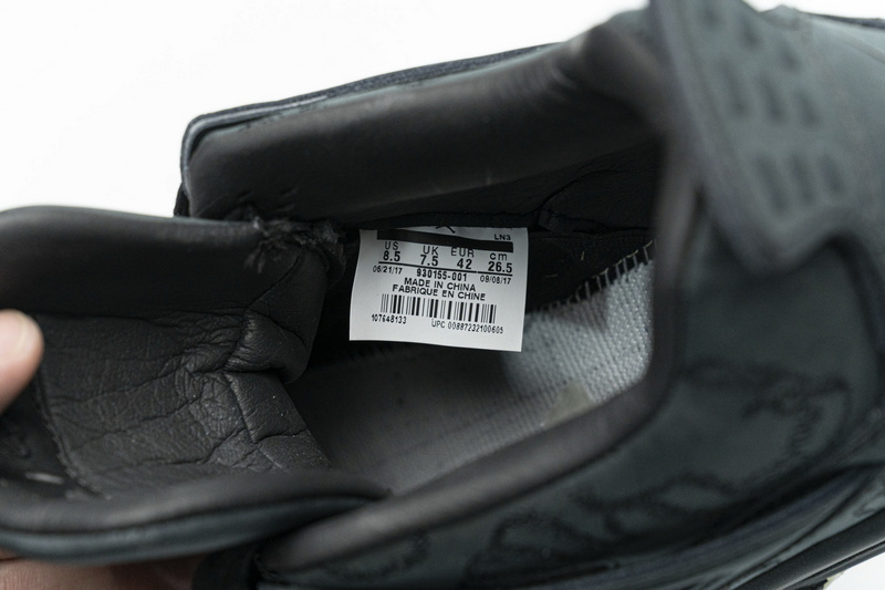 Q4 Batch Air Jordan 4 Retro KAWS Black