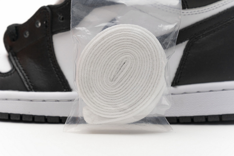 XH Air Jordan 1 Retro High OG Black White