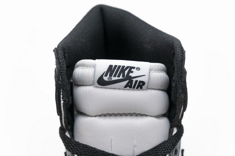 XH Air Jordan 1 Retro High OG Black White