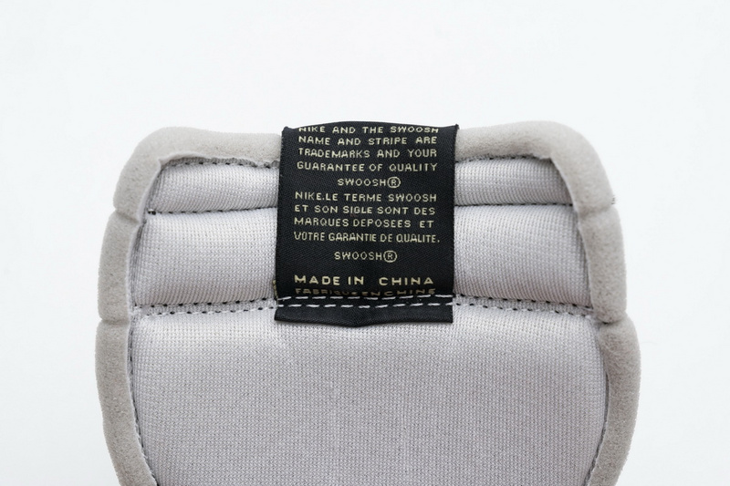 XH  Air Jordan 1 OG Hi Retro“Neutral Grey”