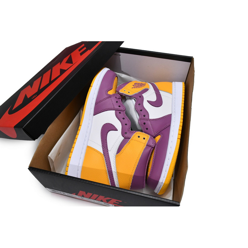 XH Air Jordan 1 High OG “Brotherhood”