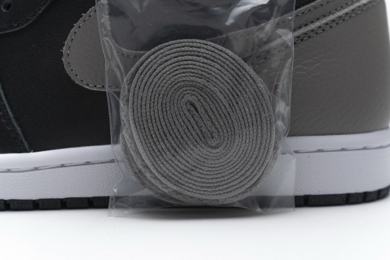 XH  Air Jordan Retro 1 High OG “Sahdow”