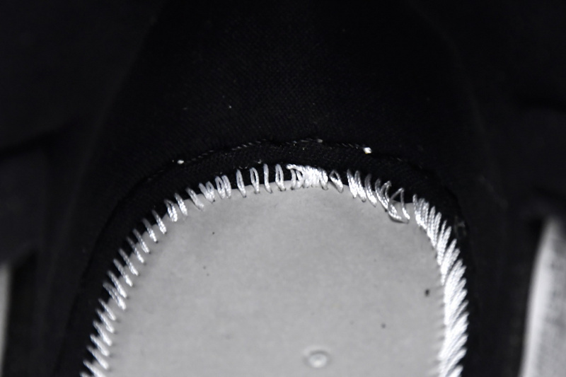 XH  Air Jordan 1 High OG Yellow Toe