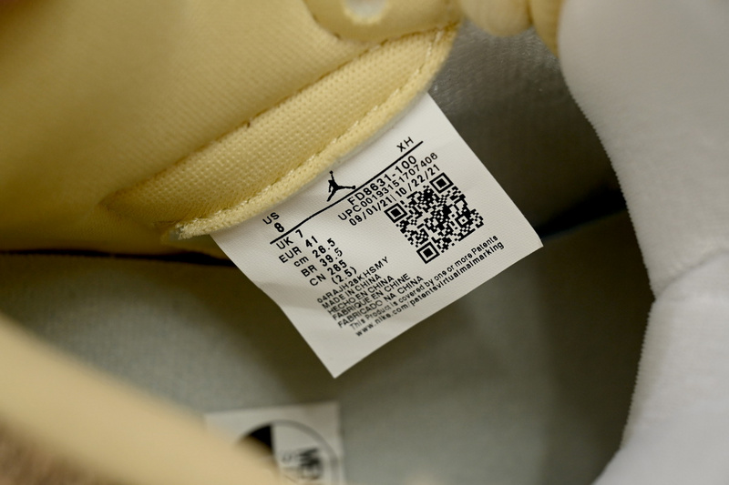 XH Air Jordan 1 High OG “Vibrations of Naija”