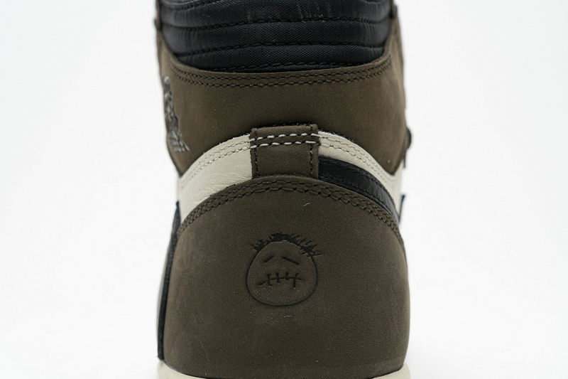 XH  Travis Scott x Air Jordan 1 High OG TS SP