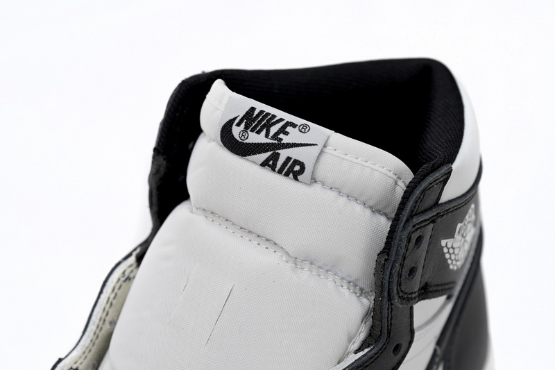 XH Air Jordan 1 ’85 Hi “Panda Black And White