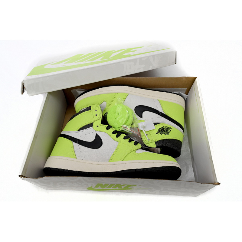 XH Air Jordan 1 High OG “Visionaire”