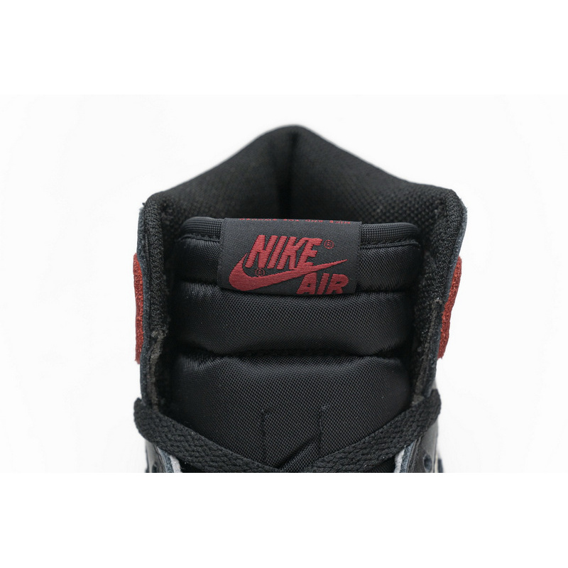 XH Air Jordan 1 High OG“Bred Toe”