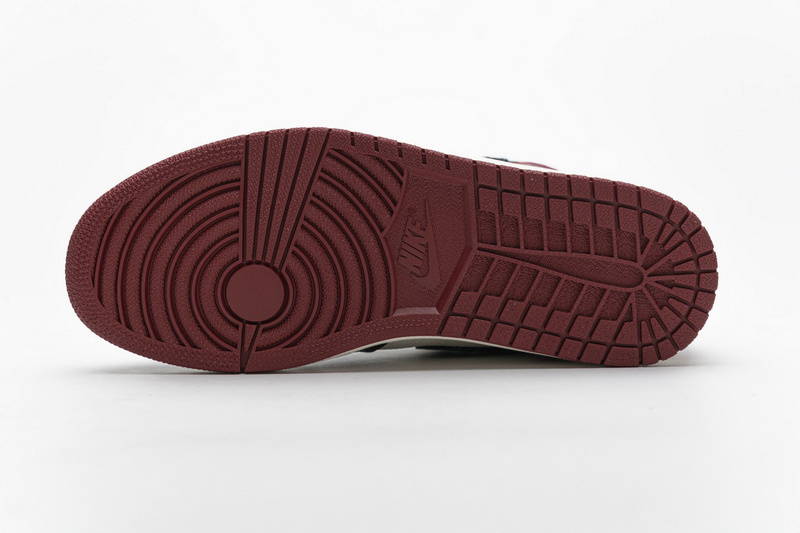 XH Air Jordan 1 High OG“Bred Toe”