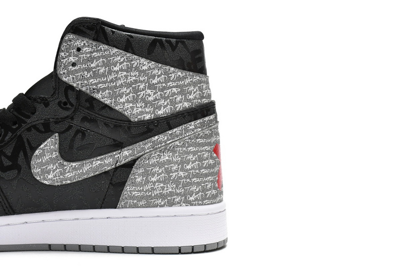 XH Air Jordan 1 High OG Rebellionaire