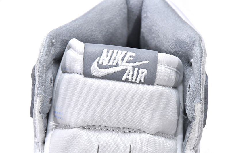 XH Air Jordan 1 High OG Stealth