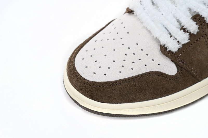 XH Travis Scott x Air Jordan 1 Low OG “Year of the Rabbit”