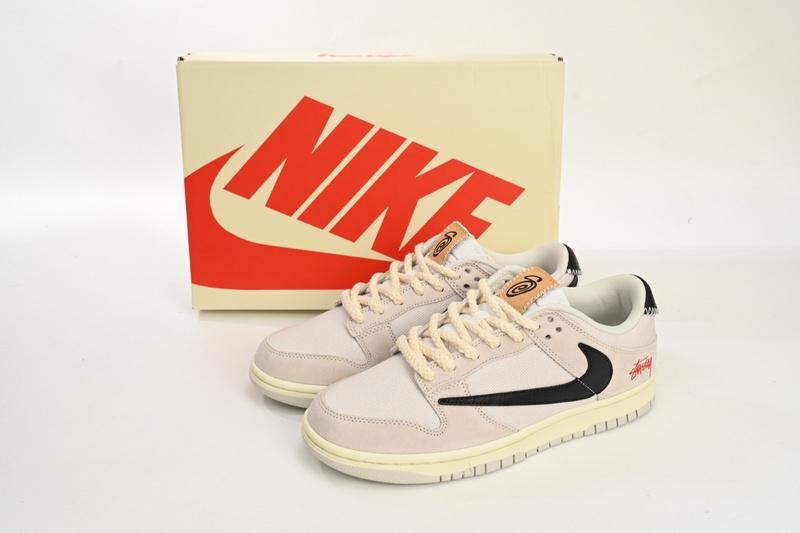 SX Stussy x Nike SB Dunk Low Stussy
