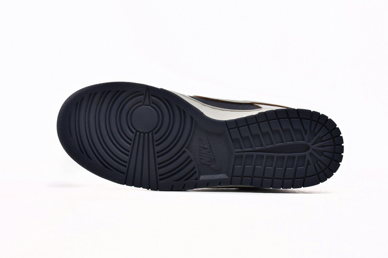 SX HUF x Nike SB Dunk Low NYC