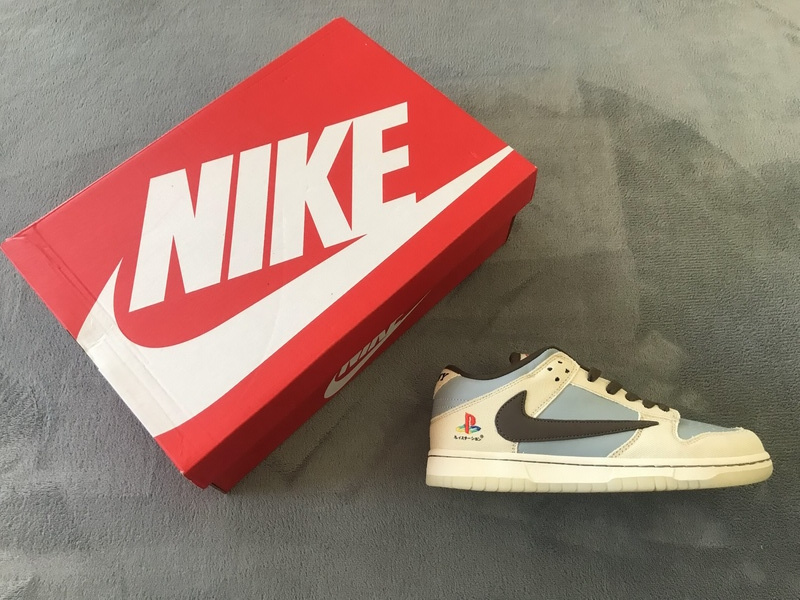  LF Travis Scott x PlayStation x Nike Dunk Low PS5