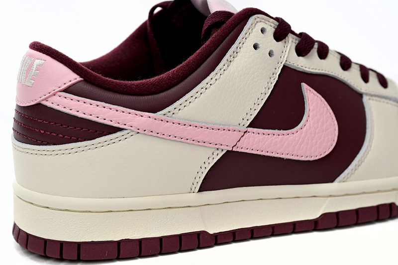 SX Nike Dunk Low “Valentine's Day”