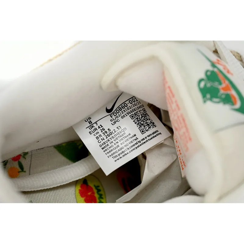 SX Nike SB Dunk Low ’White Lobster‘