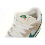 SX Nike SB Dunk Low ’White Lobster‘