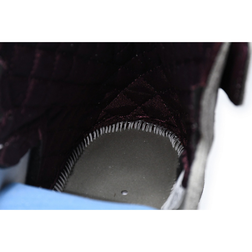  XP  Air Jordan 1 High OG Grey Brown Snake Pattern