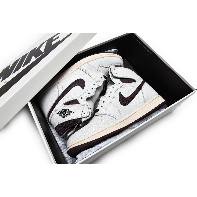  XP  Air Jordan 1 High OG Grey Brown Snake Pattern