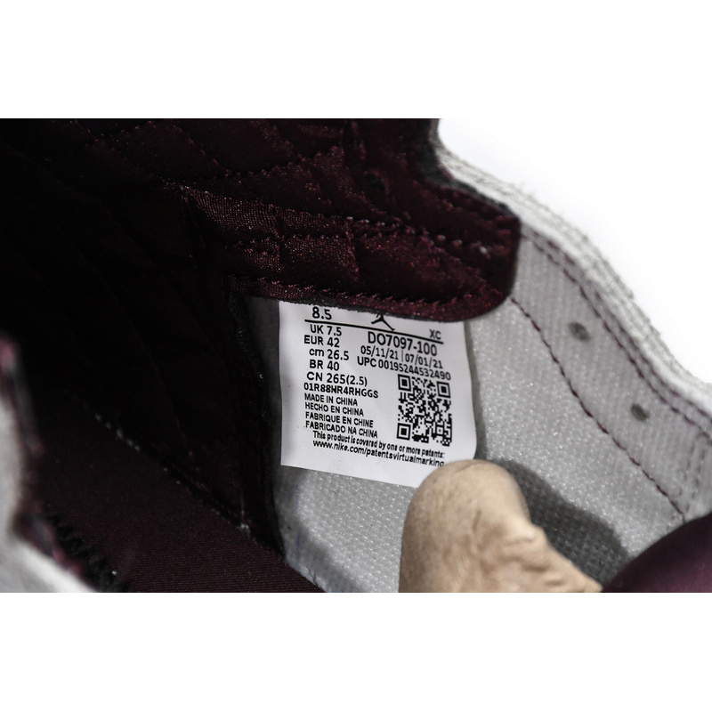 XP  Air Jordan 1 High OG Grey Brown Snake Pattern